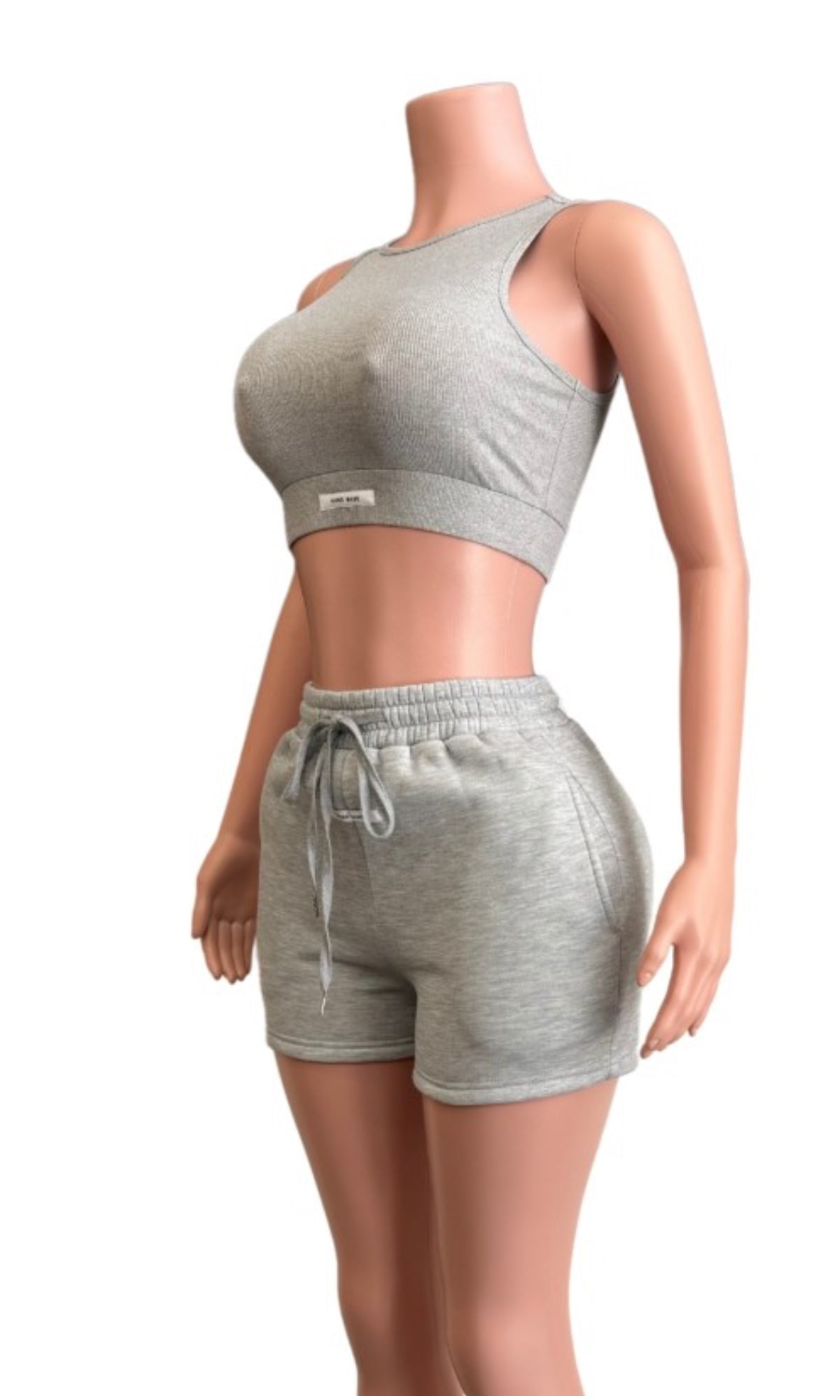 Ribbed Crop Tank & Fleece Shorts Set – Sporty, Soft & Street-Ready