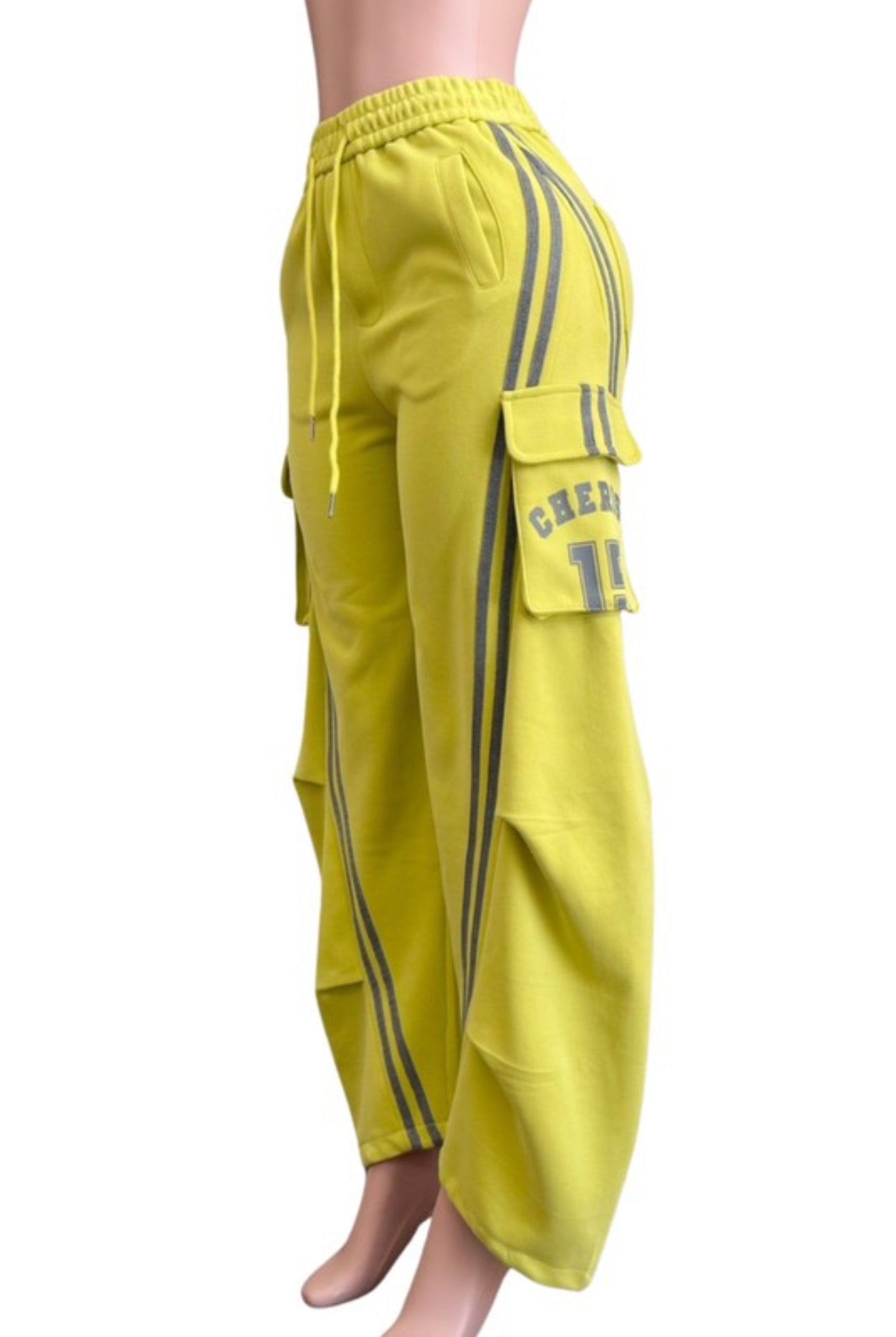 Wide-Leg Cargo Jogger Pants – Sporty Chic Comfort