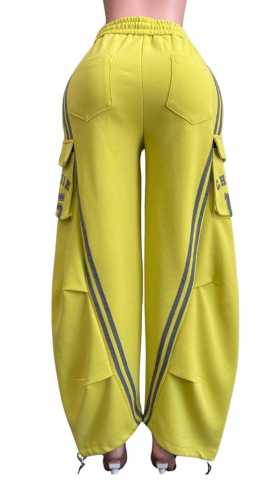 Wide-Leg Cargo Jogger Pants – Sporty Chic Comfort
